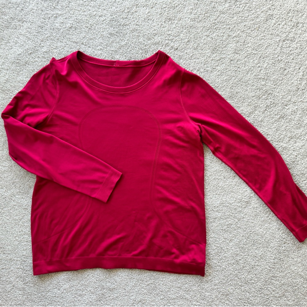 LULULEMON Top